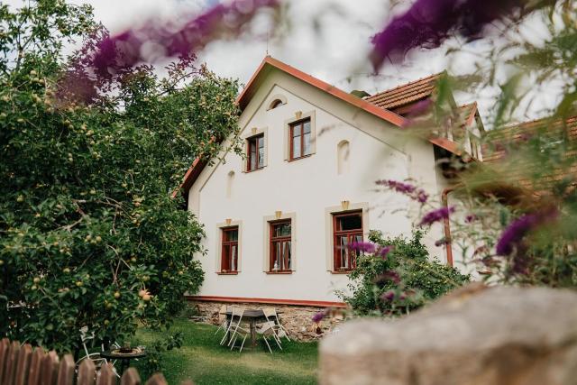 Restaurant a penzion Na Čechách