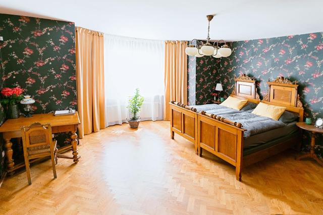 Romantický apartmán se starožitným interiérem