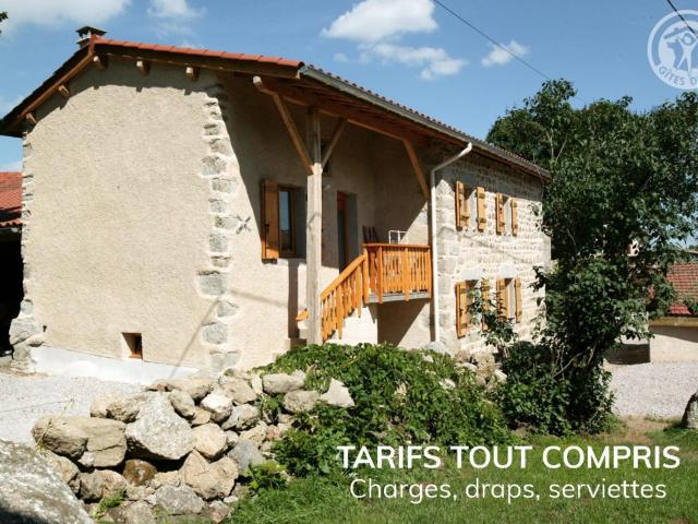 Gîte Rustique avec Terrasse, Jardin Privatif et Visite de Ferme à Vêtre-sur-Anzon - FR-1-496-290