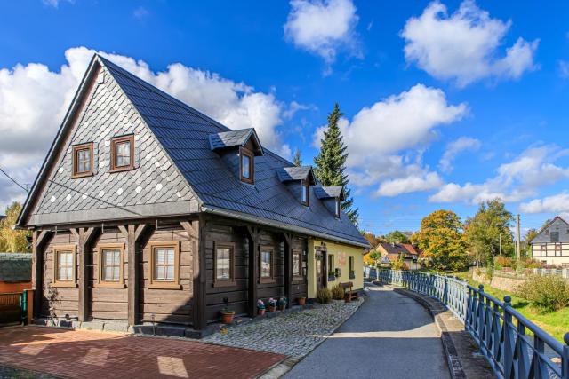 Ferienhaus Sissi mit Whirlpool, Sauna u sehr ruhig