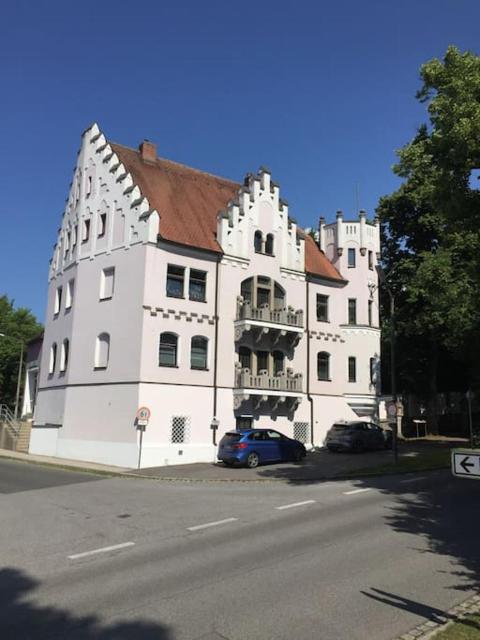 Ferienwohnung in historischer Villa mit Gartennutzung