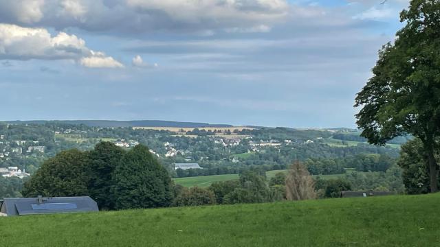 Ferienwohnung Greifenbach, Gartennutzung, Haustiere willkommen