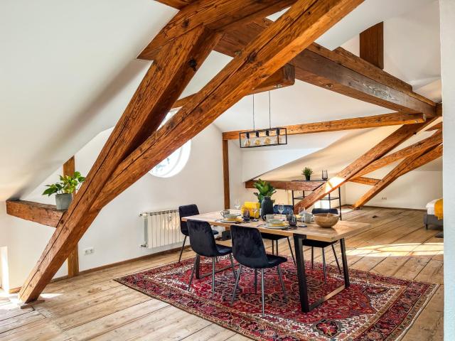 Loft-Wohnung im Herzen von Prien - 100m2 - SmartTV