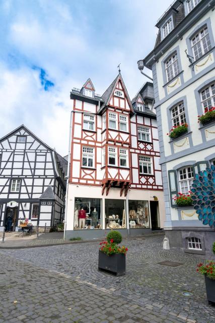 HoliDeis Monschau Center Apartments