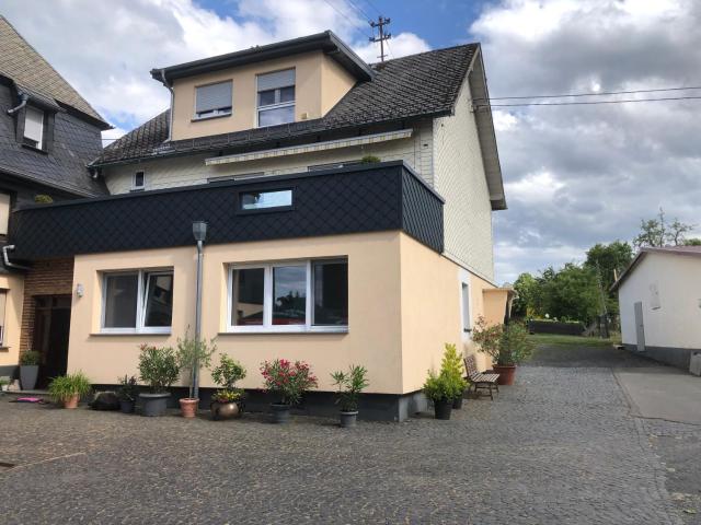 Ferienwohnung auf dem Bauernhof in Hachenburg Hof Kleeberg I