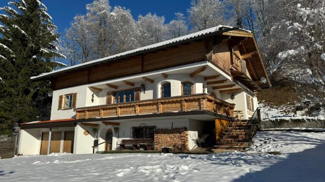 Romantisches Alpenchalet - mit Sauna und Kamin - ruhig und zentral