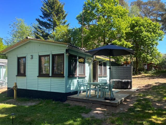 Ferienhäuser Insel Usedom Waldhaus 3 mit Whirlpool - Direkt am Achterwasser