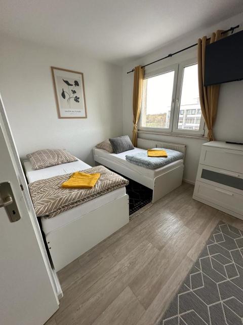 Ideal für Monteure. 3 Zimmer Apartment mit Küche, Waschmaschine, WiFi usw... .