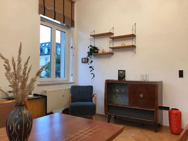 Stylische Mid-Century-Wohnung im Zentrum Plauens