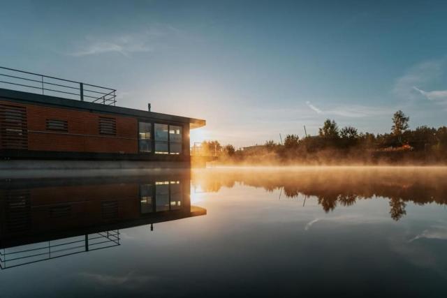 Hausboot Malibu Sunrise