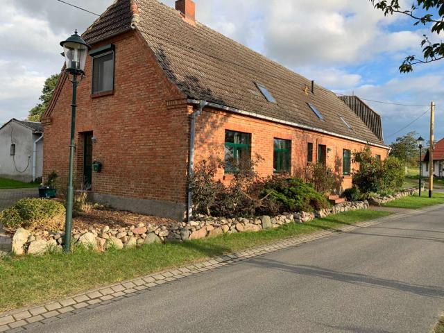 Gemütliches Ferienhaus in Barlin, unweit Dargun