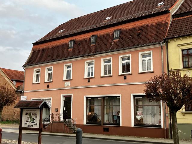 Ferienwohnung am Markt Barby - vornehmlich Monteure