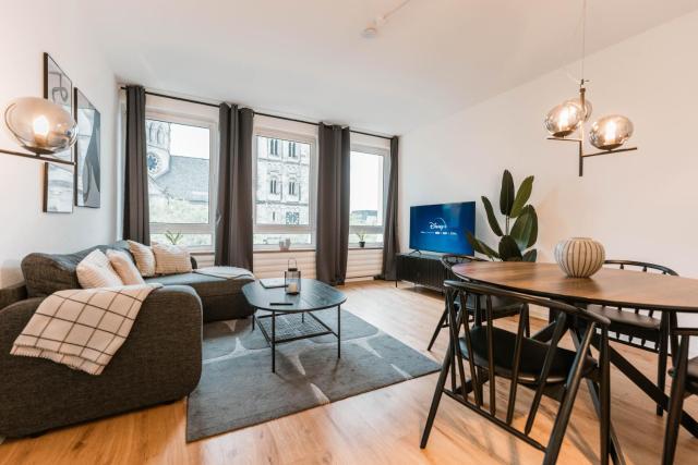 Church View Modern Apartment in the heart of Koblenz