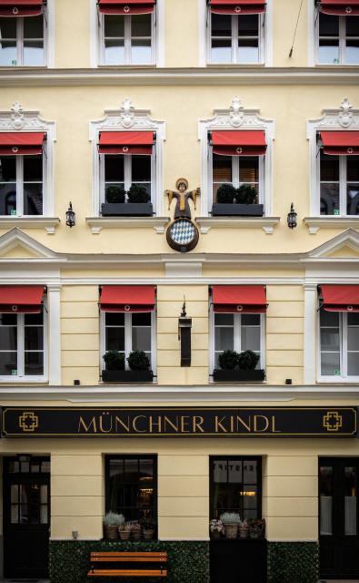 House of Hütter- Münchner Kindl