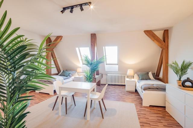 Spacious Apartment in Strausberg - Sleeps 6