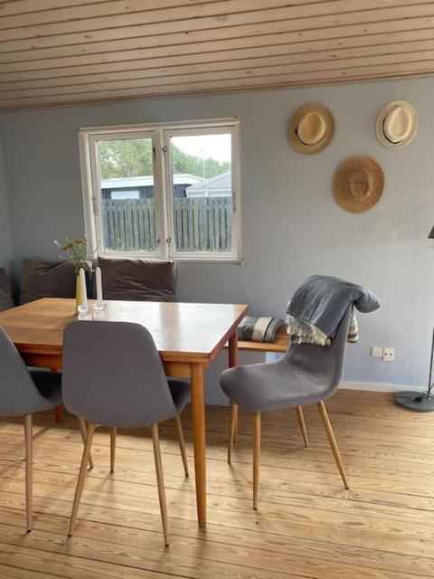 Cosy Holiday Home - 300 m to beautiful beach and cafés