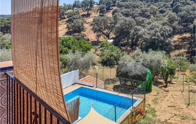 4 Bedroom Stunning Home In Las Cefiñas