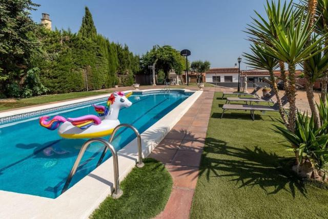 Casa rural con piscina privada, barbacoa, WIFI y parking incluido