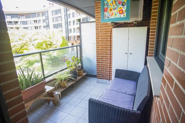 UN JARDIN EN LA CIUDAD gran piso y super terraza en el centro By Apartamentos Logroño org