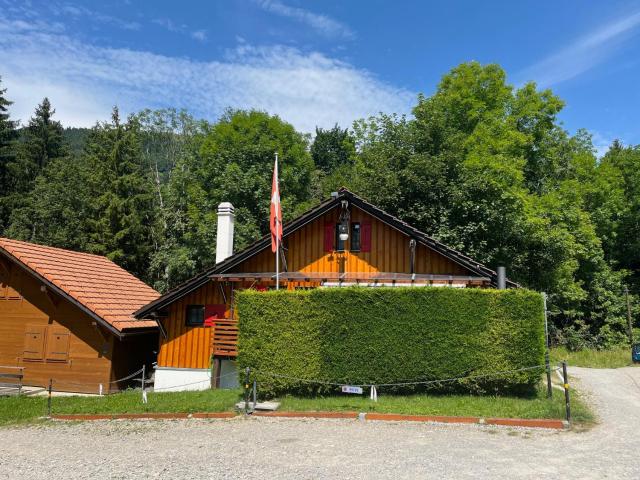 Charmant Petit Chalet 3 étoiles en Gruyère