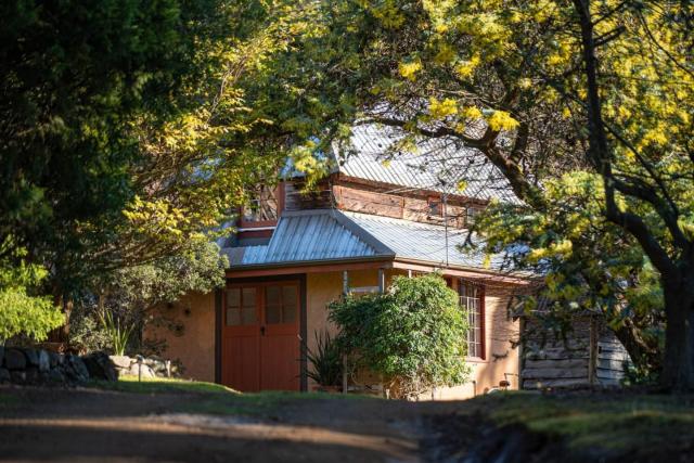 Poets Ode featuring the Donkey Shed Theatre