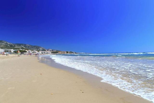 APARTAMENTO FAMILIAR EN ALCOSSEBRE CERCANO A PLAYA