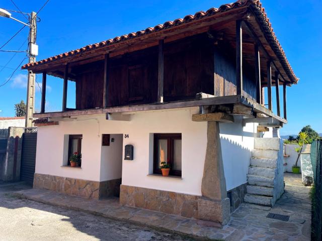 casa típica asturiana