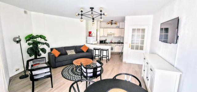 SANXENXO , apartamento nuevo 300 mts playa Silgar