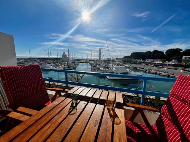 Apartment in the port of Las Fuentes