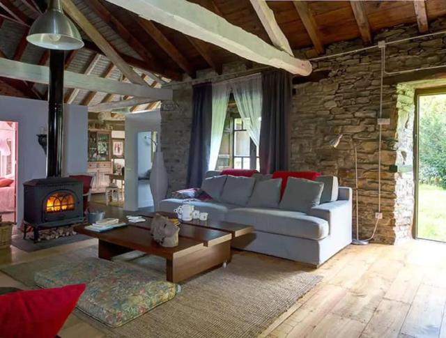 Stunning restored mill Boimouro