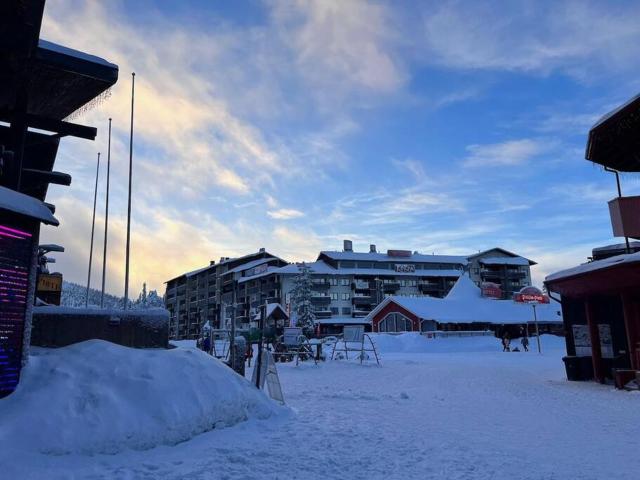 Snowfall Haven - Ruka Skiout