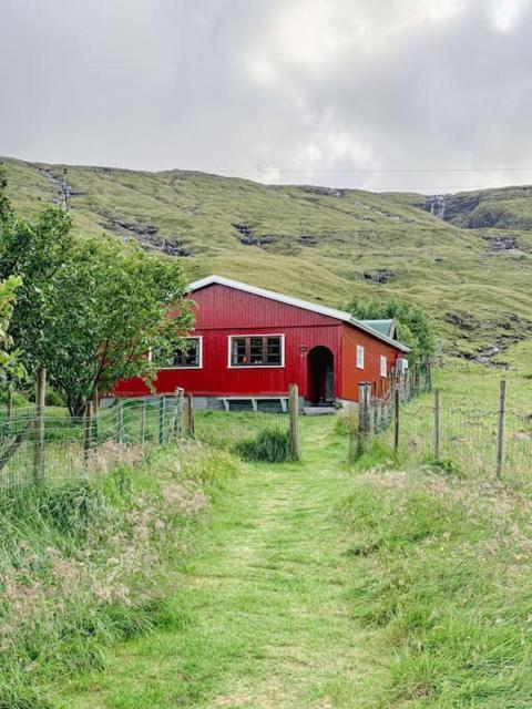 2 BR Cozy vacation home for 5 guests, Langasandur