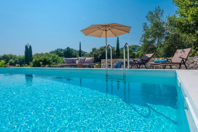 Rougemarin Heritage House with private pool