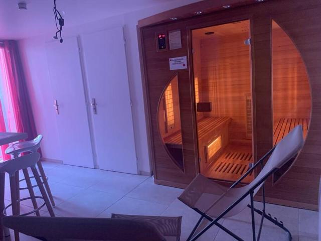 Maison entière avec sauna privatif Sauna sur Sye