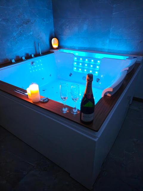 Loft le Chic, jacuzzi King size