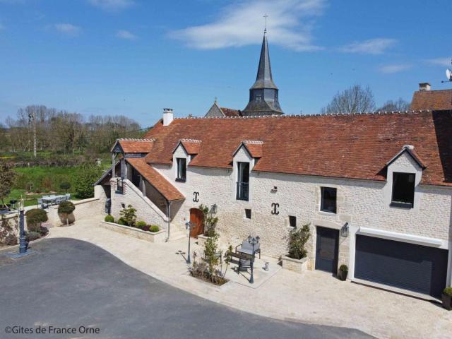 Maison de charme avec jardin privé et cheminée près du Château de Cui, tout confort inclus. - FR-1-497-181