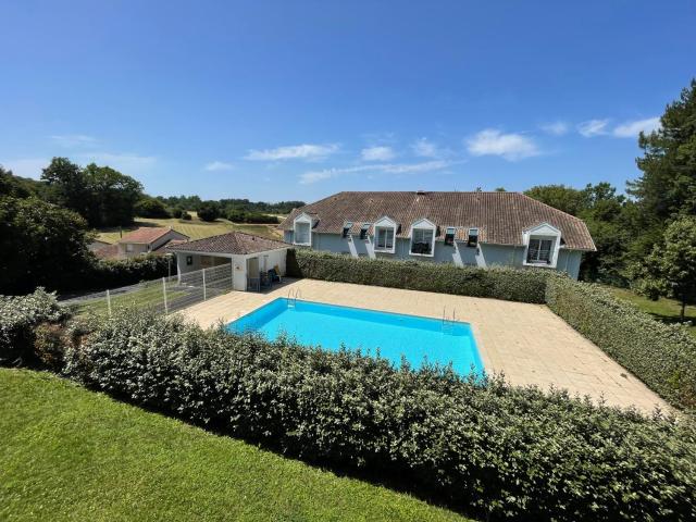 Appartement en Résidence avec Piscine