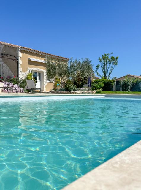 Le Petit Valexiane Piscine & Jardin