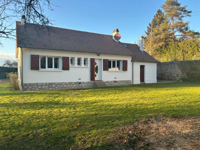 Maison au calme avec rivière à côté de CHARTRES