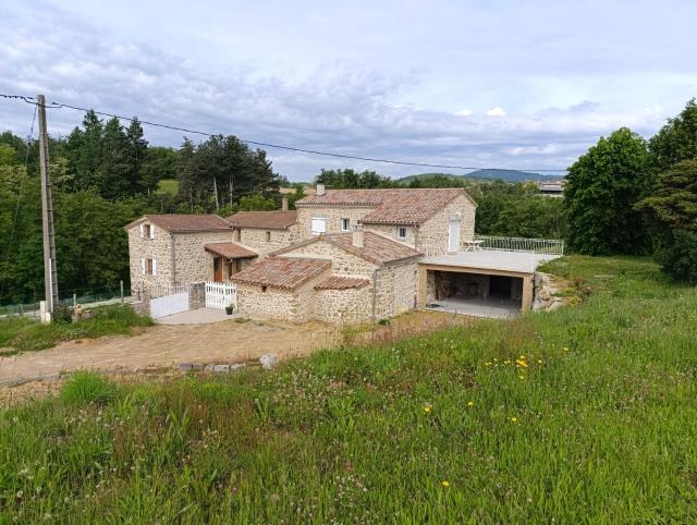 Ancienne ferme tranquille en Haute Ardèche