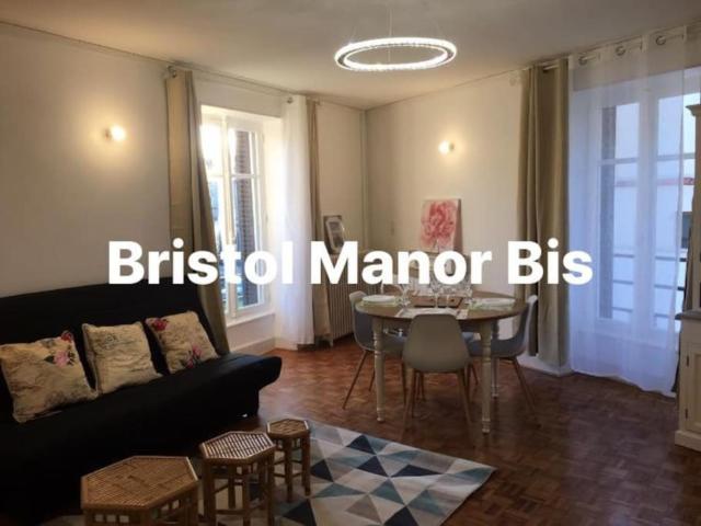 Bristol Manor Bel apt F3 face aux thermes Néris