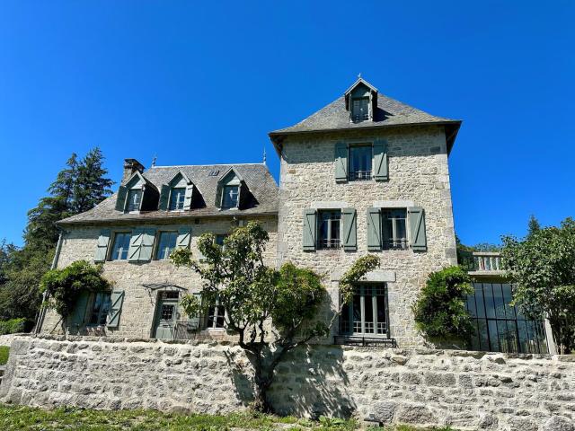 Le Manoir du Rigouneix au coeur de la nature, calme-sauna-dîner maison