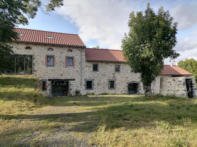 Relais du lac de la Truyère