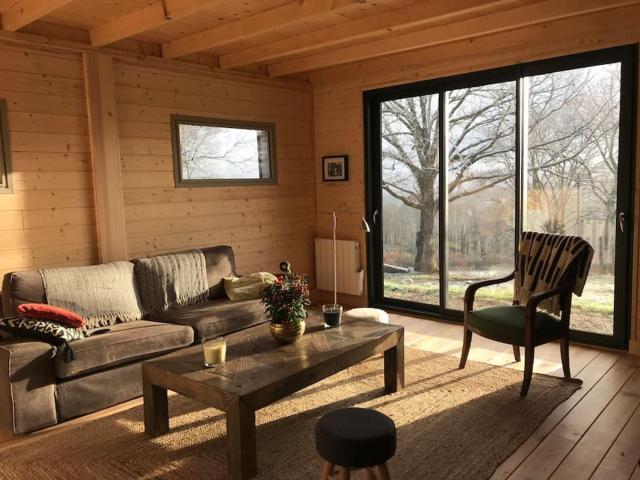 Maison de bois en pleine nature à 20 min de Beaune