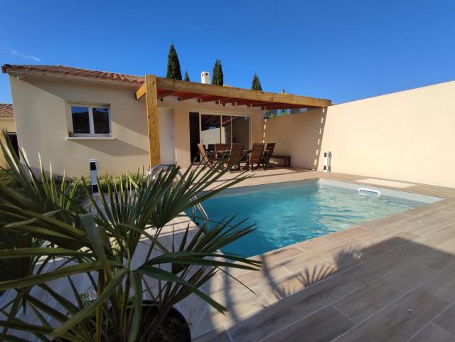 la villa aux quatre vents en Provence avec Piscine proche d'Avignon