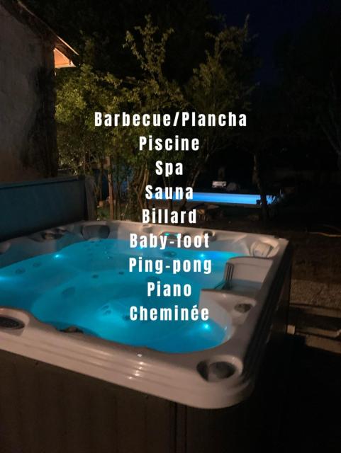 Villa Baptiste Spa Sauna Billard Piano ping-pong baby-foot Piscine près de Bordeaux