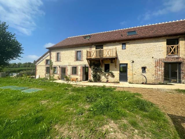 Gite de groupe confortable et lumineux - La ferme de Montigny