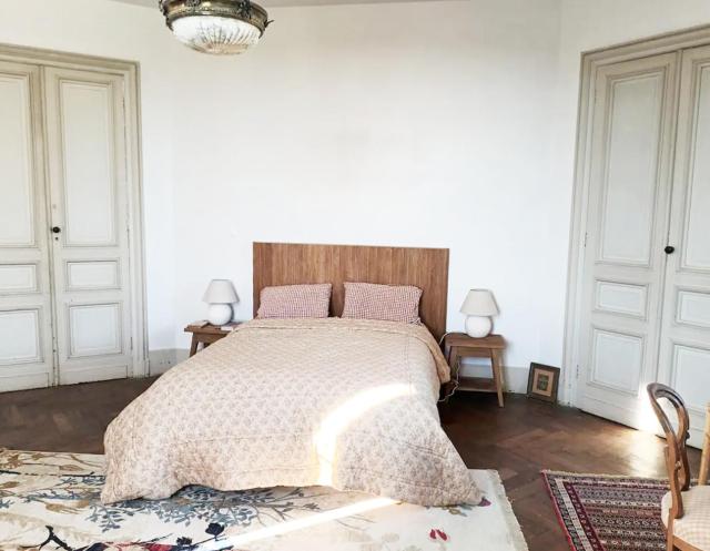 Grande chambre avec SDB privée