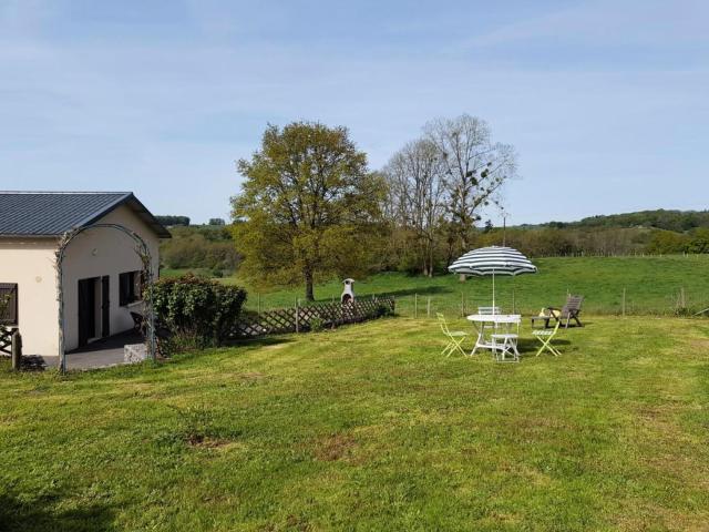 Gîte de France à Eyburie 3 épis - Gîte de France 4 personnes 014