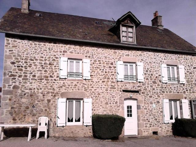 Gîte de France à Couffy-sur-Sarsonne 2 épis - Gîte de France 7 personnes MAE-9124